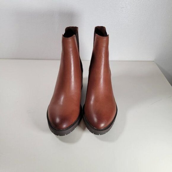 Vince Camuto Women’s Leather Stacked Heel Chelsea Boot - Picture 3 of 16